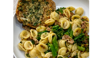 Broccoli Melt Orecchiette with English Muffin Garlic Bread Recipe