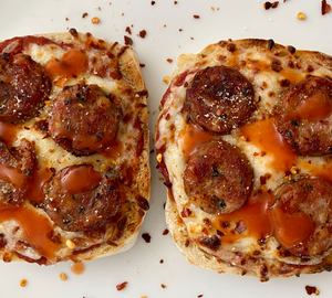 English Muffin Pizza with Sausage